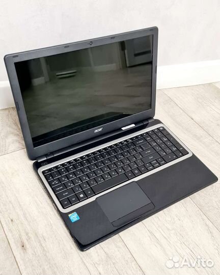 Ноутбук Acer, 2х ядерный,6гб оперативки,SSD240+HDD