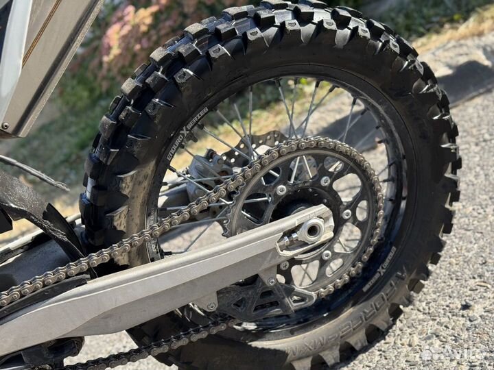 GR8 F300L (4T NC300S) Enduro optimum