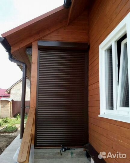 Гаражные секционные ворота рольставни
