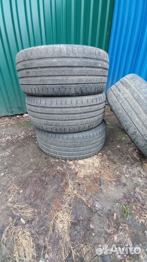 Nokian Tyres W+ 215/55 R17