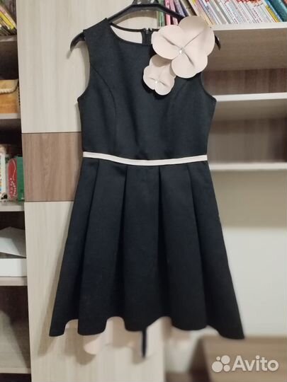 Платье женское 42 44