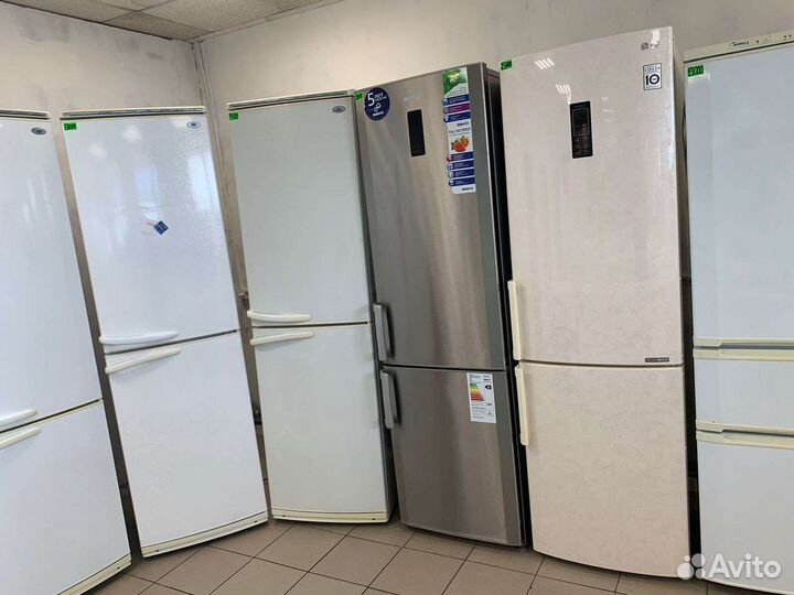 Холодильник б/у двухкамерный
