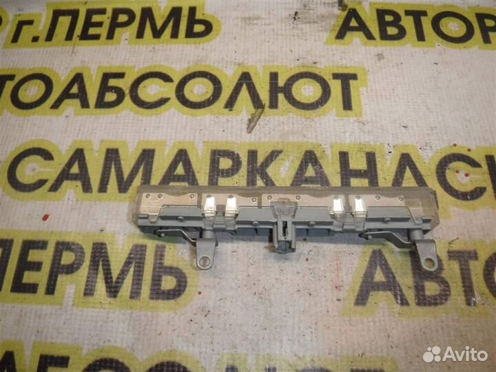 Фонарь задний (стоп сигнал) Toyota Corolla (E150)