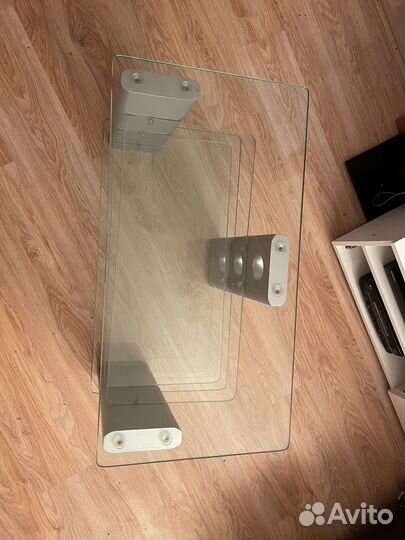 Стеклянная тумба под тв