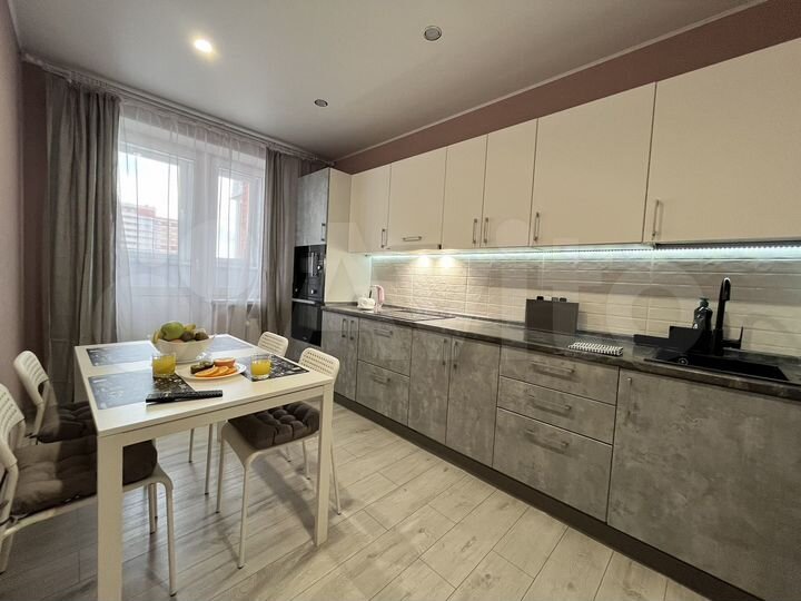 1-к. квартира, 44 м², 8/16 эт.