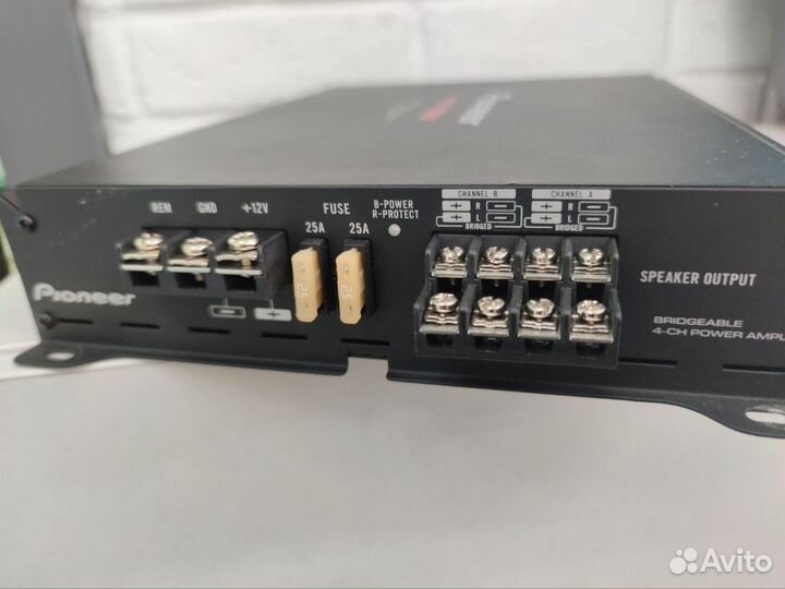 Усилитель Автомобильный Pioneer GM-E7004