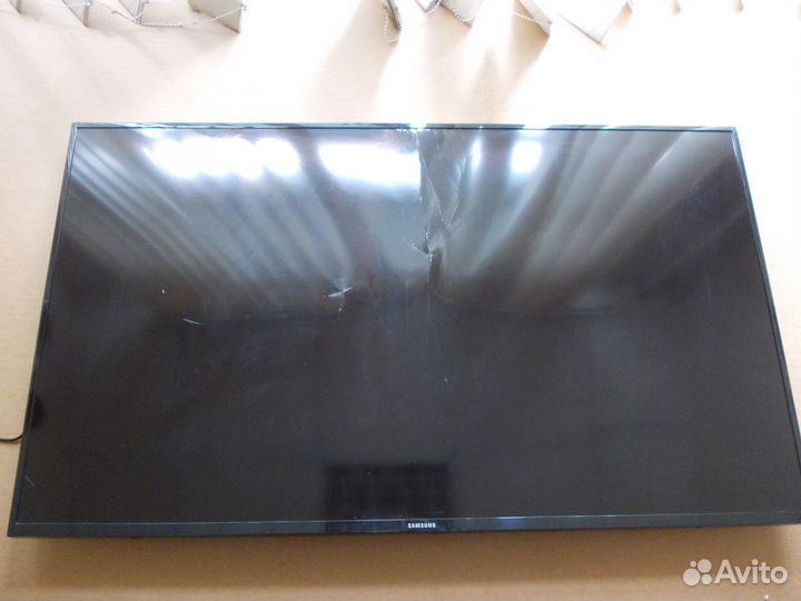 Телевизор samsung UE 40 J 6200 AU