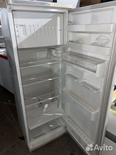 Холодильник бытовой Stinol 205Q