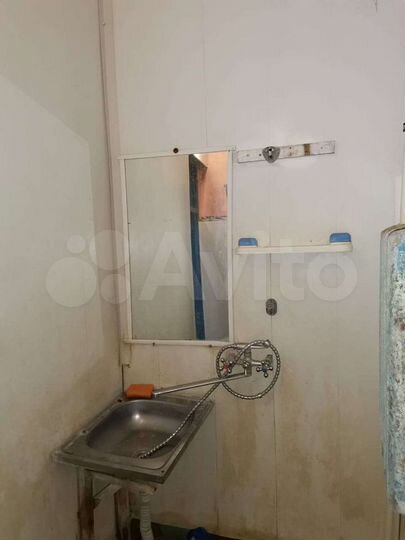 Комната 15 м² в 5-к., 2/3 эт.