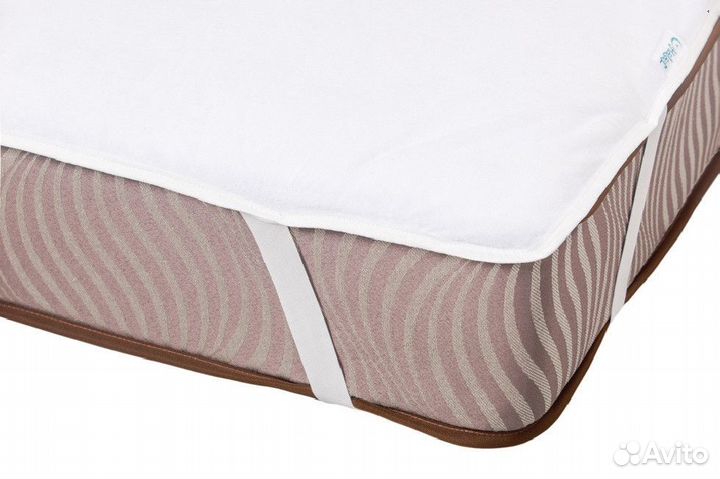 Защитный чехол на матрас
