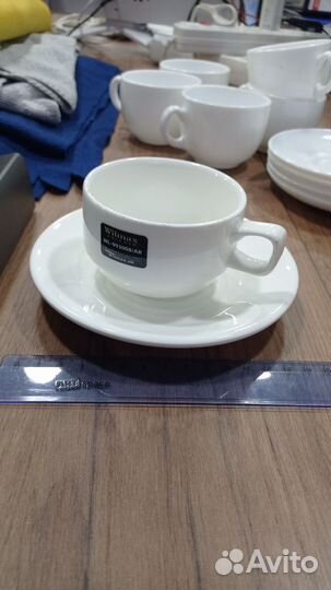 Чашка с блюдцем белая