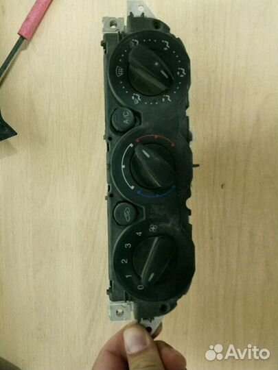 Управление климатом Форд Фокус 2