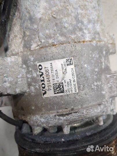 Компрессор кондиционера Volvo S60 2018, 2019