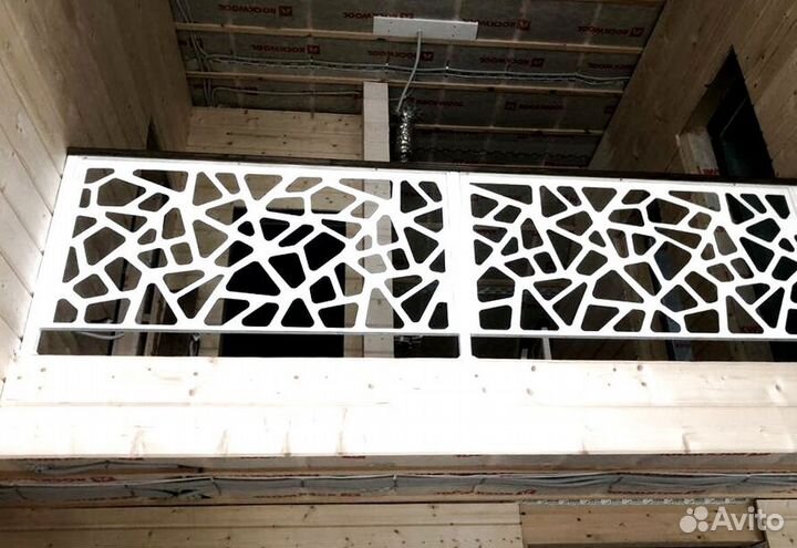 Лестница на металлокаркасе