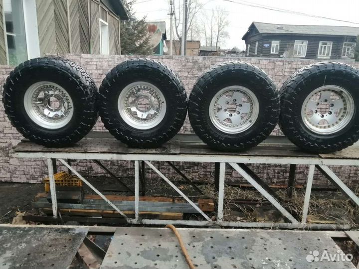 Toyo Open Country M/T 305/70 R16