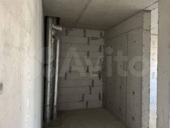 2-к. квартира, 63 м², 9/18 эт.