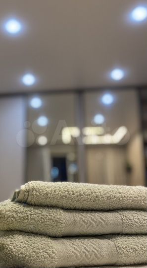 2-к. квартира, 65 м², 1/10 эт.