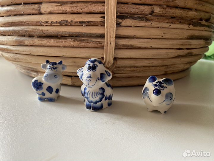 Фарфоровые статуэтки гжель