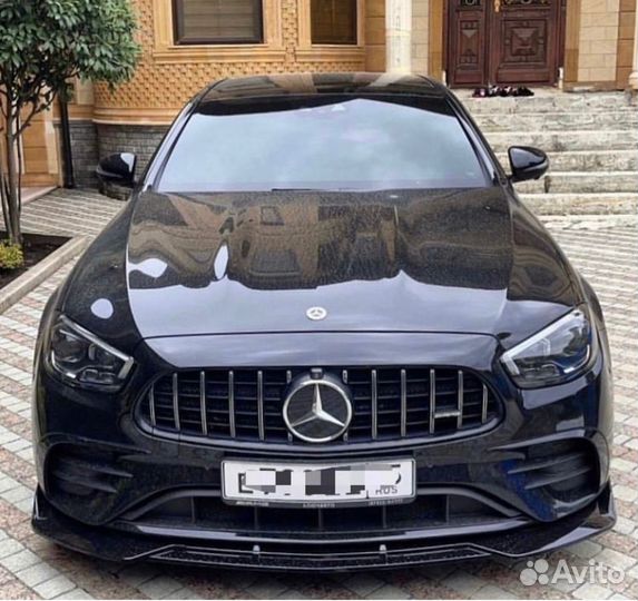 Решетка радиатора mercedes w213 amg