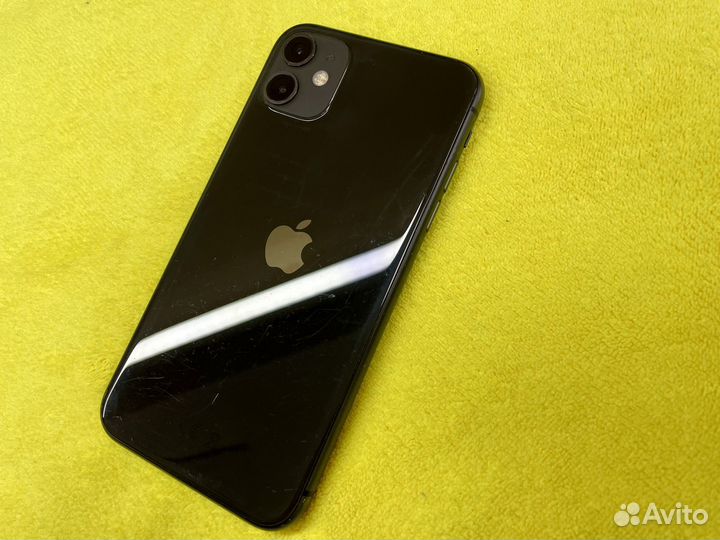 iPhone 11, 64 ГБ