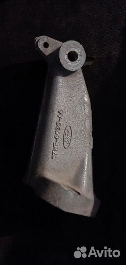 Кронштейн двигателя ford sierra