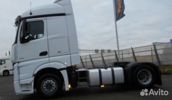В разборке грузовик Mercedes,Actros mpiv с 2013