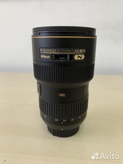 Объектив Nikon 16-35 f/4G