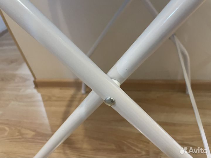 Ванночка для купания новорожденного с подставкой