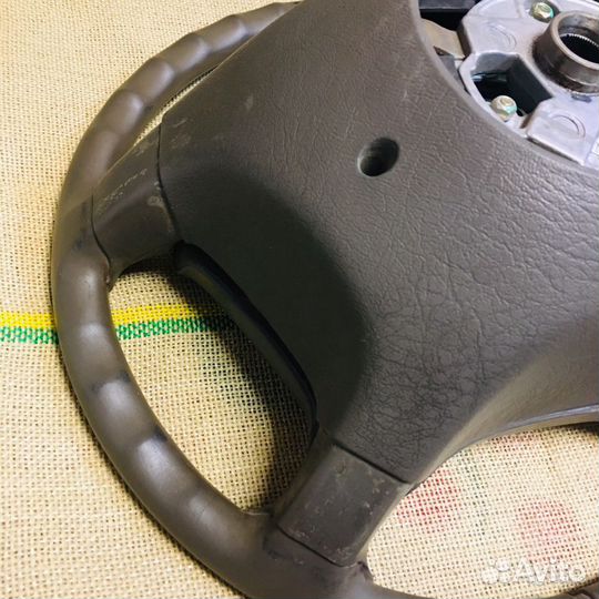 Руль Mercedes w202 w210 коричневый