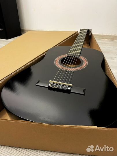 Новая классическая гитара