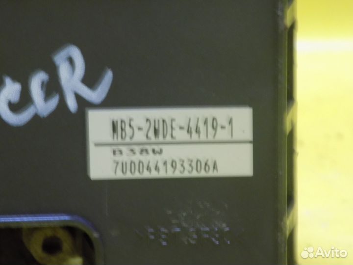 Блок ABS Mitsubishi Lanser 9