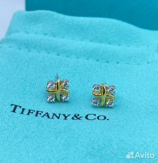 Серьги Tiffany гвоздики медицинское золото