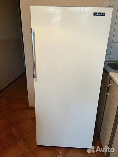 Холодильник бу ЗИЛ