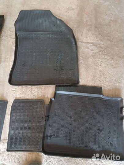 Автомобильные коврики