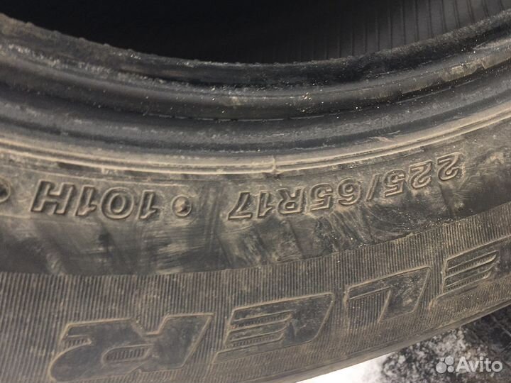Bridgestone Dueler H/T 225/65 R17 101H