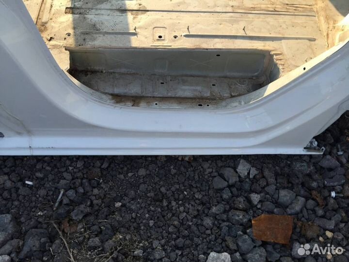Порог со стойкой правый, Peugeot Traveller 2016