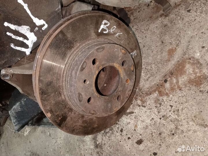 Задние тормозные диски Опель Вектра Б