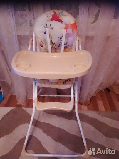 Детский стульчик для кормления