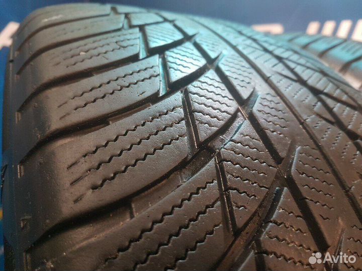 Bridgestone Blizzak LM-001 225/50 R18