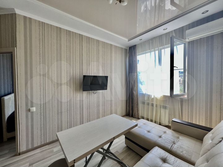 2-к. квартира, 40 м², 2/6 эт.