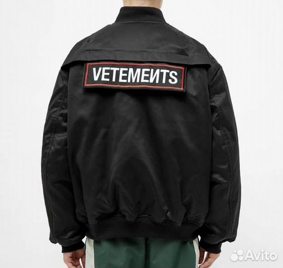 Бомбер Vetements police