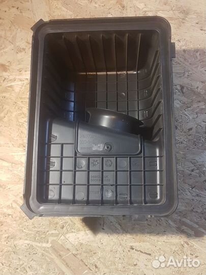 Корпус воздушного фильтра верхняя часть hyundai G