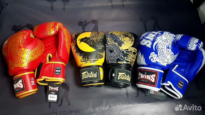 Боксерские перчатки Twins Fairtex
