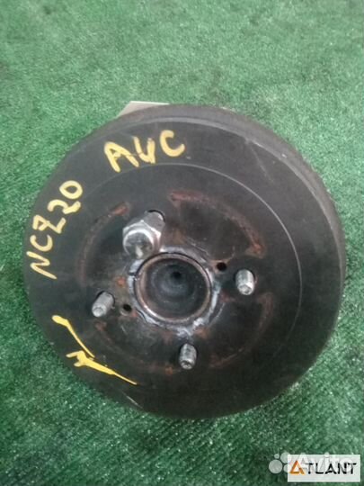 Ступица задняя левая toyota raum