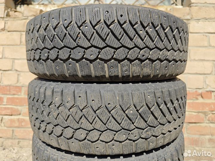 Gislaved Nord Frost 200 185/65 R15