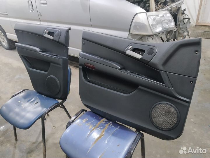 Обшивка передней двери SsangYong Kyron 07-14