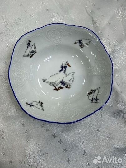 Салатник 16см Гуси