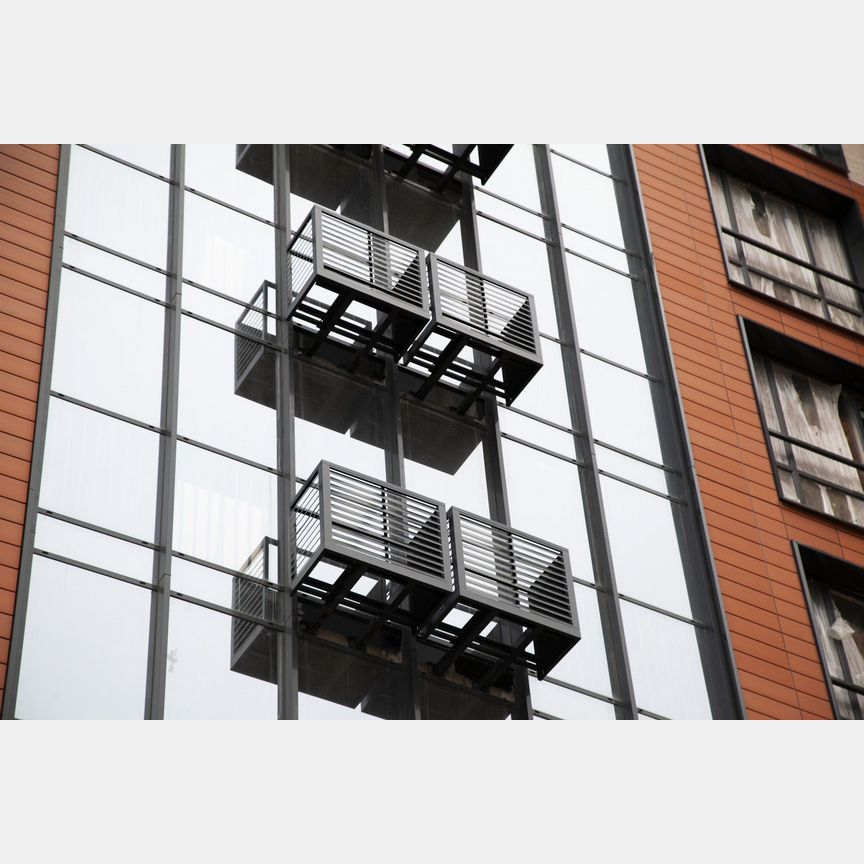 3-к. квартира, 105 м², 10/18 эт.