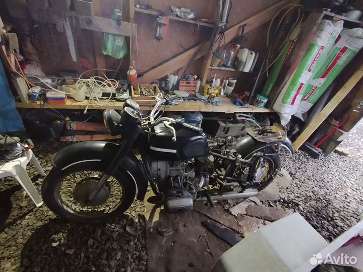 Мотоцикл Днепр 11