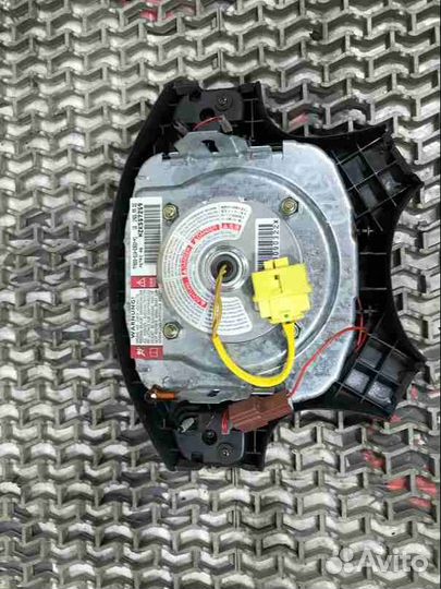 Подушка безопасности водителя Honda Accord